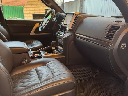 Toyota Land Cruiser 2018 года за 39 800 000 тг. в Уральск – фото 11