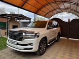Toyota Land Cruiser 2018 годаүшін39 800 000 тг. в Уральск – фото 3