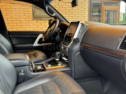 Toyota Land Cruiser 2018 года за 39 800 000 тг. в Уральск – фото 8