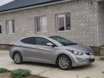 Hyundai Elantra 2015 года за 4 000 000 тг. в Атырау
