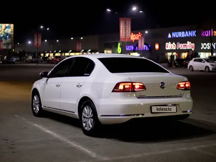 Volkswagen Passat 2014 года за 6 800 000 тг. в Алматы