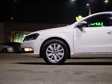 Volkswagen Passat 2014 года за 6 800 000 тг. в Алматы – фото 6