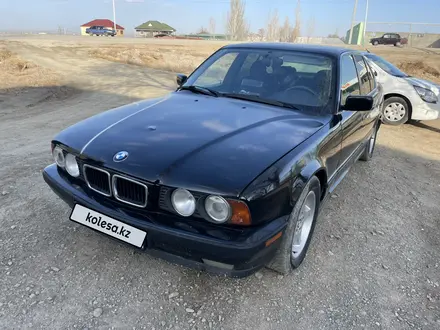 BMW 520 1994 года за 2 300 000 тг. в Шиели – фото 2