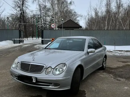 Mercedes-Benz E 240 2002 года за 3 500 000 тг. в Уральск – фото 3
