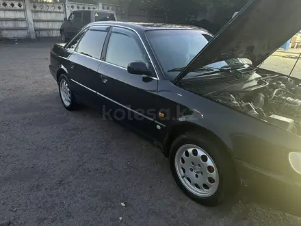 Audi A6 1996 года за 2 900 000 тг. в Караганда – фото 3