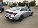 Hyundai Elantra 2022 года за 12 000 000 тг. в Уральск – фото 2