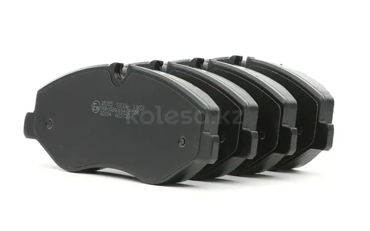 Колодки передние Mercedes V-Class (W447) (14-22) за 20 000 тг. в Алматы