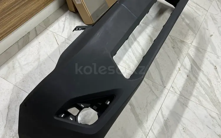 Бампер передний Камри 50 американец LE за 35 000 тг. в Актобе