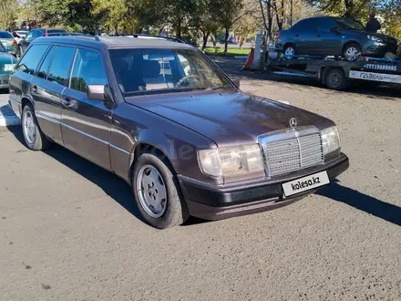 Mercedes-Benz E 220 1993 года за 2 000 000 тг. в Семей