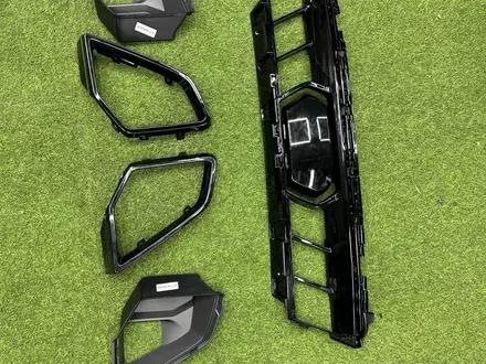 РЕШЕТКИ БАМПЕРА BMW за 20 000 тг. в Астана