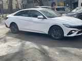 Hyundai Elantra 2024 года за 9 700 000 тг. в Алматы – фото 4