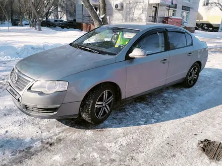 Volkswagen Passat 2005 года за 2 700 000 тг. в Астана