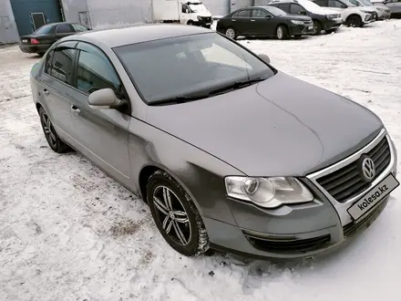 Volkswagen Passat 2005 года за 2 700 000 тг. в Астана – фото 4