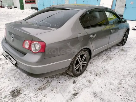 Volkswagen Passat 2005 года за 2 700 000 тг. в Астана – фото 5