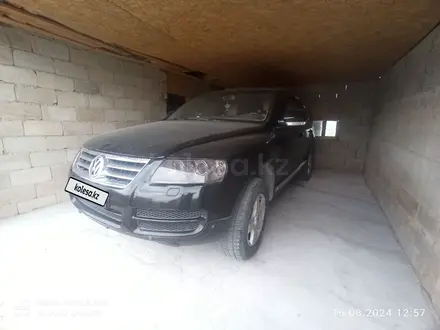 Volkswagen Touareg 2003 года за 4 500 000 тг. в Каскелен – фото 3