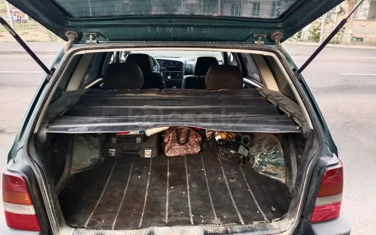 Volkswagen Golf 1993 годаүшін800 000 тг. в Алматы