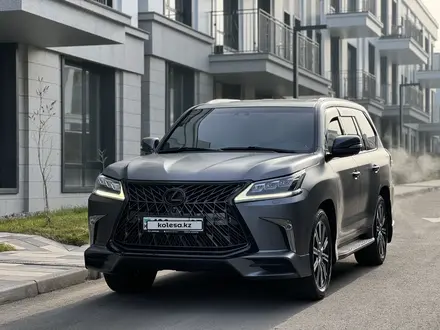 Lexus LX 570 2016 года за 38 200 000 тг. в Алматы – фото 3