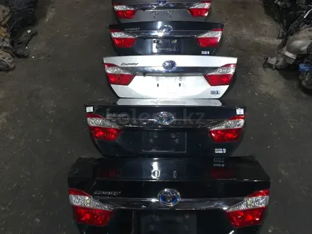Крышка багажника, багажник на Toyota за 30 000 тг. в Атырау – фото 3