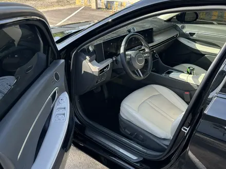 Hyundai Sonata 2023 года за 14 750 000 тг. в Астана – фото 35