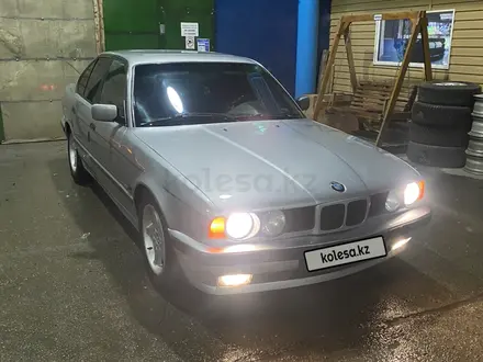 BMW 520 1990 годаүшін1 800 000 тг. в Усть-Каменогорск – фото 11