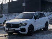 Volkswagen Touareg 2021 года за 29 550 000 тг. в Астана