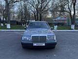 Mercedes-Benz E 200 1991 года за 2 100 000 тг. в Караганда – фото 2