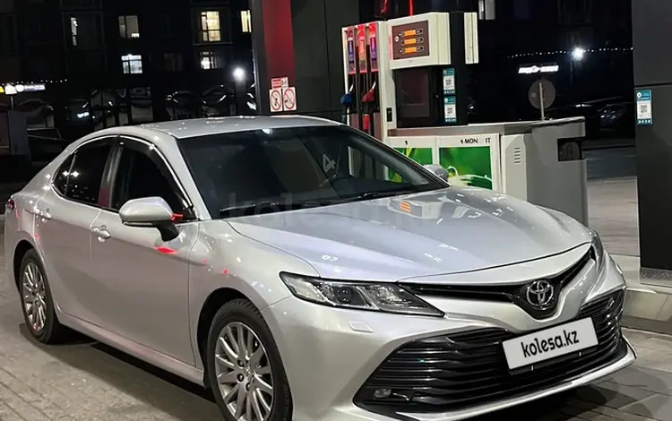 Toyota Camry 2018 годаfor12 000 000 тг. в Экибастуз