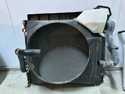 Радиатор в сборе бензин Prado 150 за 260 000 тг. в Алматы – фото 5