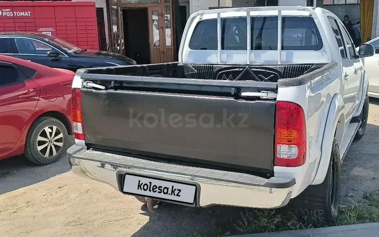 Toyota Hilux 2010 года за 8 000 000 тг. в Алматы