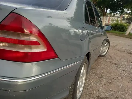 Mercedes-Benz C 230 2004 года за 2 999 999 тг. в Костанай – фото 19