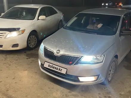 Skoda Rapid 2014 года за 5 200 000 тг. в Уральск – фото 4