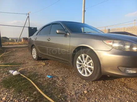 Toyota Camry 2005 года за 5 300 000 тг. в Тараз – фото 15