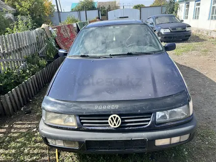 Volkswagen Passat 1994 года за 900 000 тг. в Костанай – фото 2