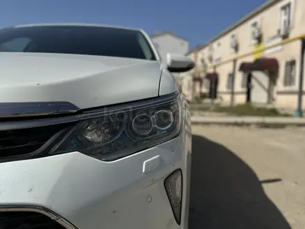 Toyota Camry 2017 года за 13 990 000 тг. в Актау – фото 2