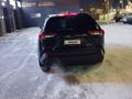 Toyota RAV4 2022 годаүшін10 978 000 тг. в Актобе – фото 5