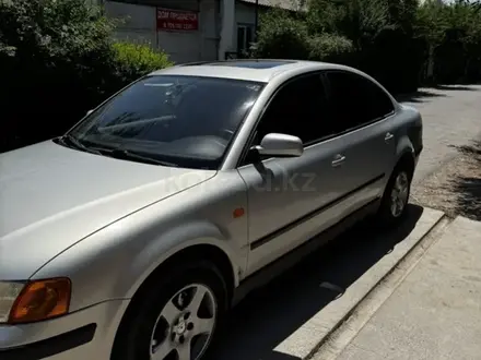 Volkswagen Passat 1998 года за 1 550 000 тг. в Шымкент – фото 4