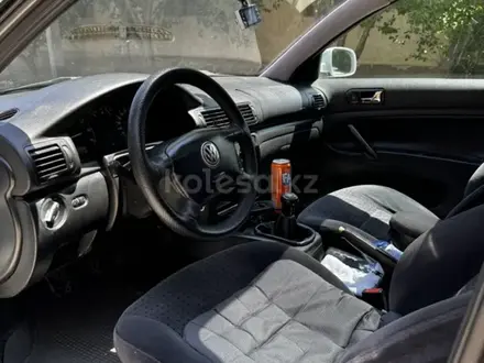 Volkswagen Passat 1998 года за 1 550 000 тг. в Шымкент – фото 7