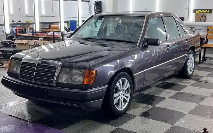 Mercedes-Benz E 220 1993 годаүшін3 500 000 тг. в Павлодар