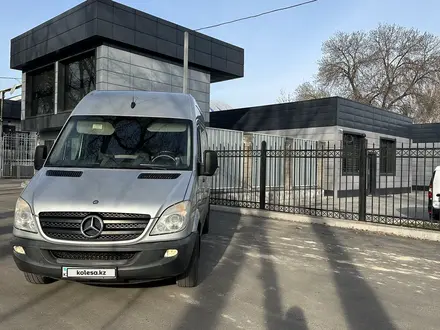 Mercedes-Benz Sprinter 2010 года за 10 700 000 тг. в Алматы – фото 7