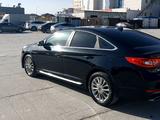 Hyundai Sonata 2015 года за 9 000 000 тг. в Актау – фото 4