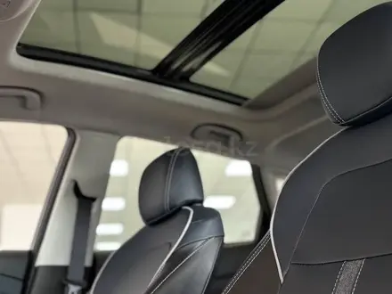 Chevrolet Tracker Premier 2025 года за 10 740 000 тг. в Караганда – фото 4