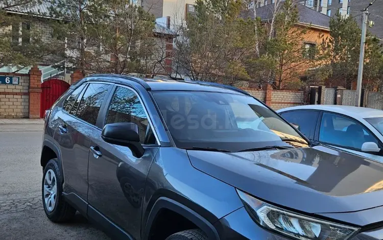 Toyota RAV4 2021 годаүшін15 900 000 тг. в Астана