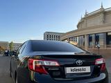 Toyota Camry 2013 года за 8 600 000 тг. в Атырау – фото 3