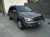 Toyota Highlander 2004 года за 6 550 000 тг. в Тараз – фото 2