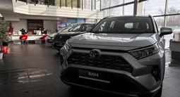 Toyota RAV4 Prestige+ 2025 года за 21 790 000 тг. в Усть-Каменогорск