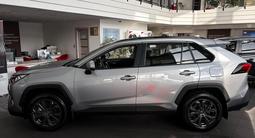 Toyota RAV4 Prestige+ 2025 года за 21 790 000 тг. в Усть-Каменогорск – фото 3