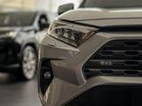 Toyota RAV4 Prestige+ 2025 года за 21 790 000 тг. в Усть-Каменогорск – фото 2