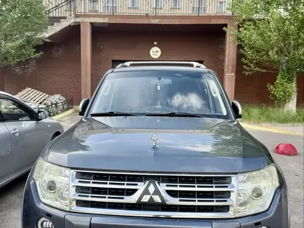 Mitsubishi Pajero 2012 года за 9 999 999 тг. в Астана