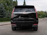 Cadillac Escalade 2022 годаfor71 000 000 тг. в Алматы – фото 3