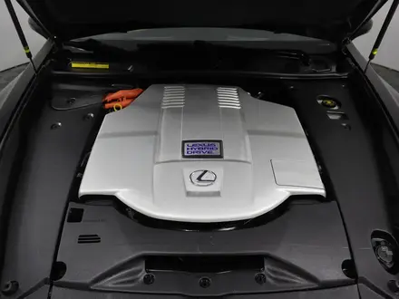 Lexus LS 600h 2015 года за 17 580 000 тг. в Астана – фото 9